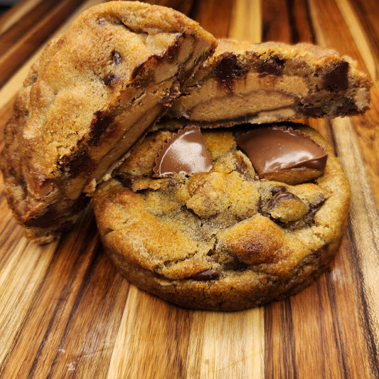 Reese's Explosion Giant Cookie