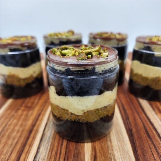 Dubai Chocolate Cake Cup