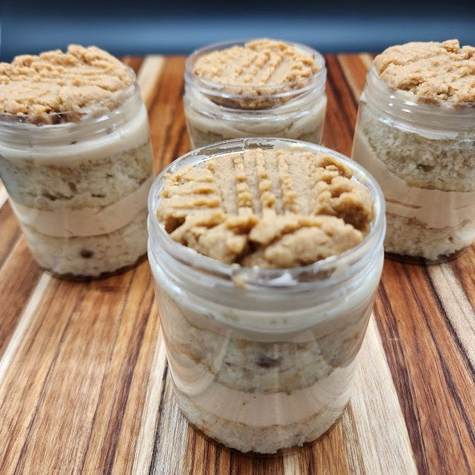 Peanut Butter Banana Cake Cup